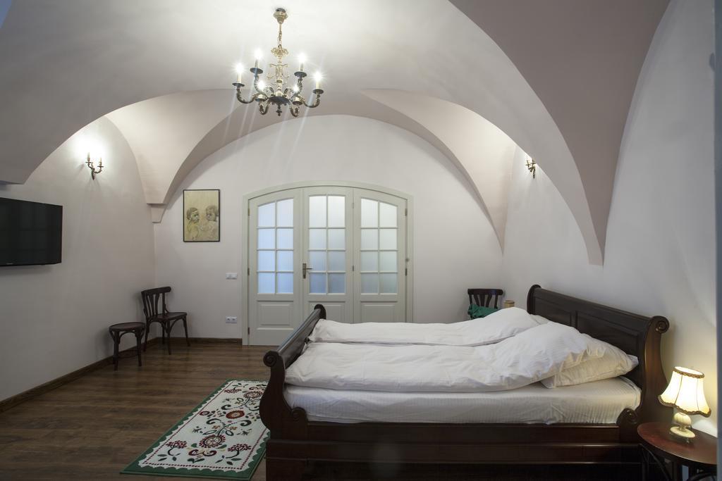 Green Door Apartment Sibiu Quarto foto