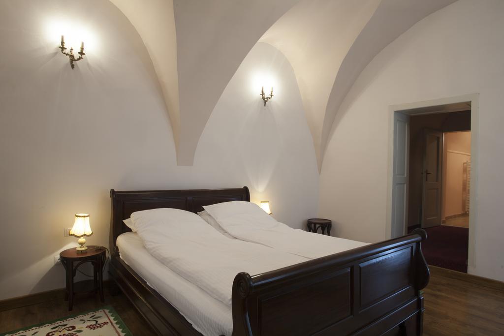 Green Door Apartment Sibiu Quarto foto